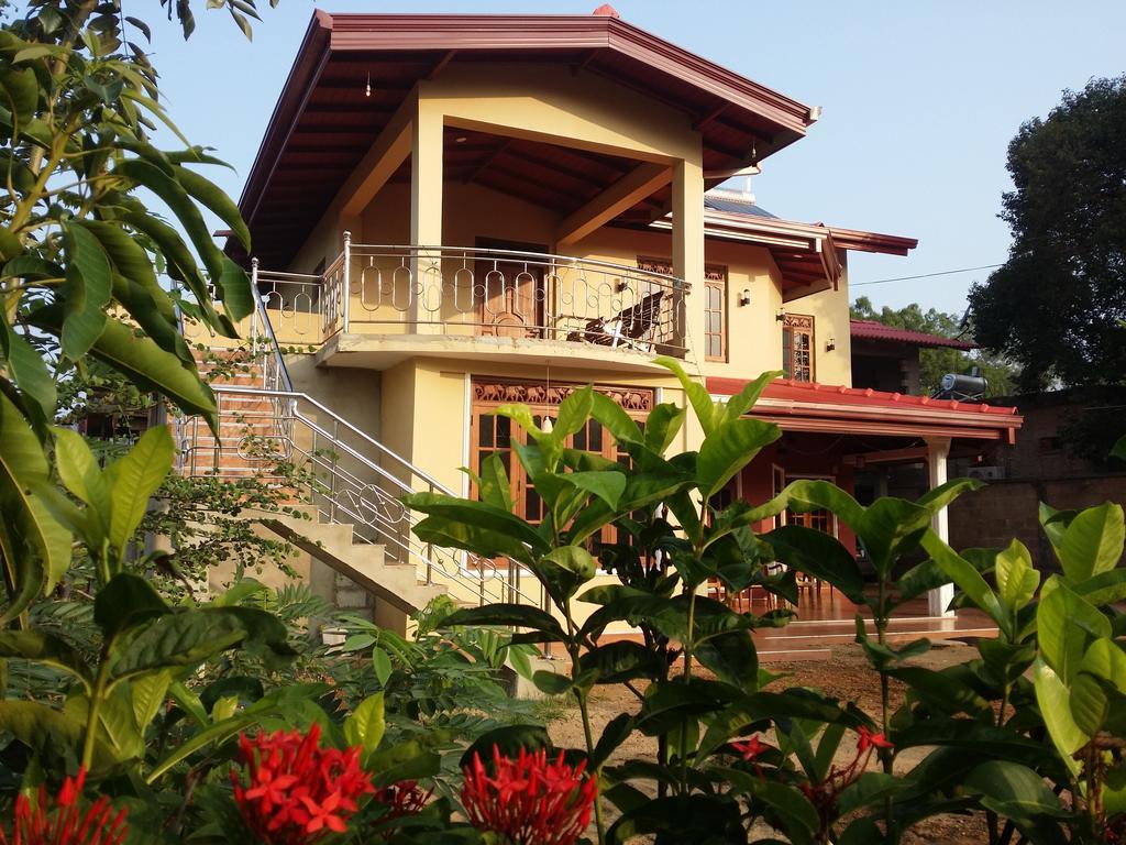 Sigiriya Peacock Homestay Exterior foto
