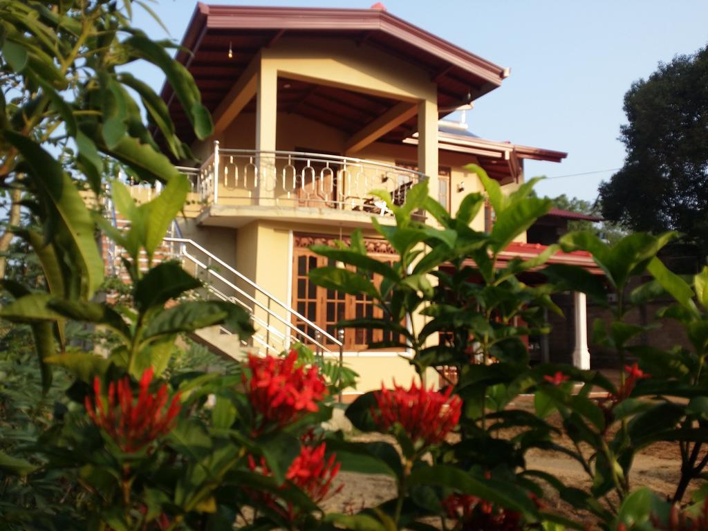 Sigiriya Peacock Homestay Exterior foto