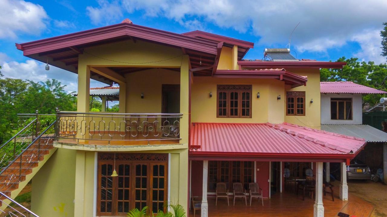 Sigiriya Peacock Homestay Exterior foto